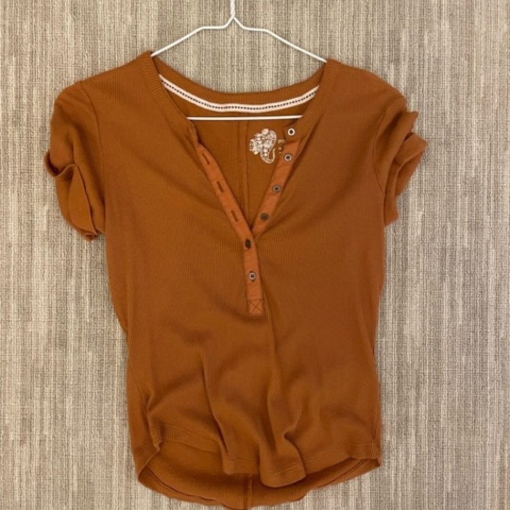 Anthropologie womens orange buttoned shirt